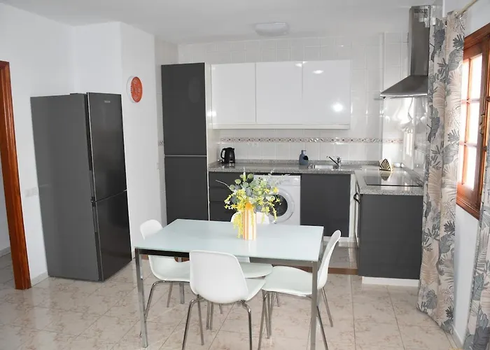 Nicolosa Costa Adeje (Tenerife)